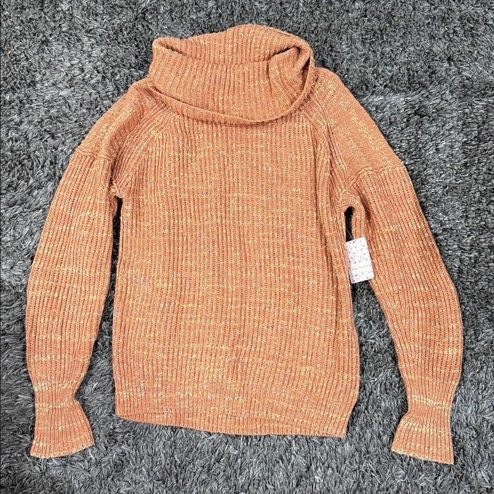 Free People Leo Tunic Sweater​​​​​​​​​​​ in Petal Combo, Size XS​
